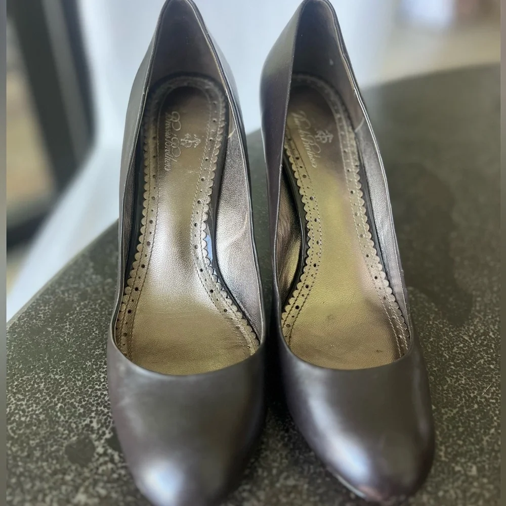 Brooks Brothers chocolate brown leather 3.5 inch heeled shoes size 9